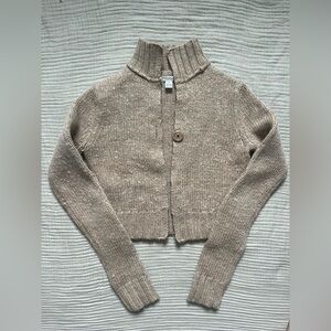 Women’s small tan American Eagle cropped one button sweater